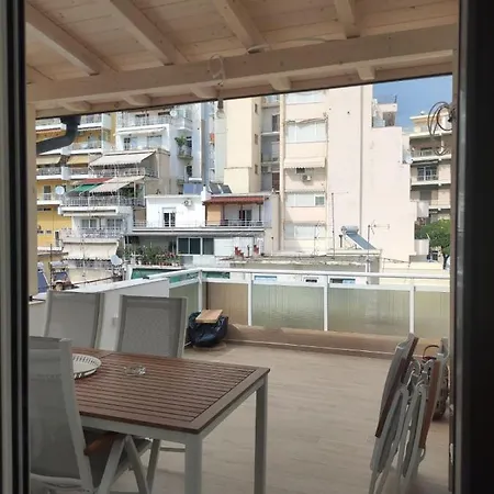 Daire Lucy 2 Adorable First Line Beachfront Holiday *